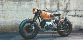 Dlaczego motocykl gaśnie po dodaniu gazu?
